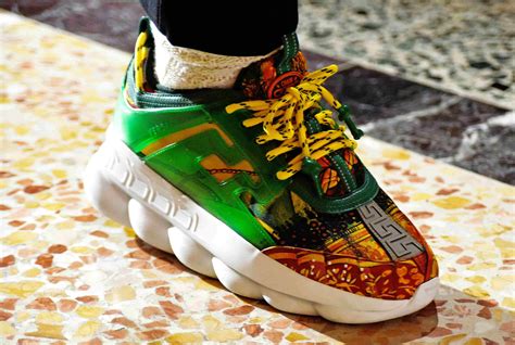 versace shoes 2 chainz|Versace chain shoes for men.